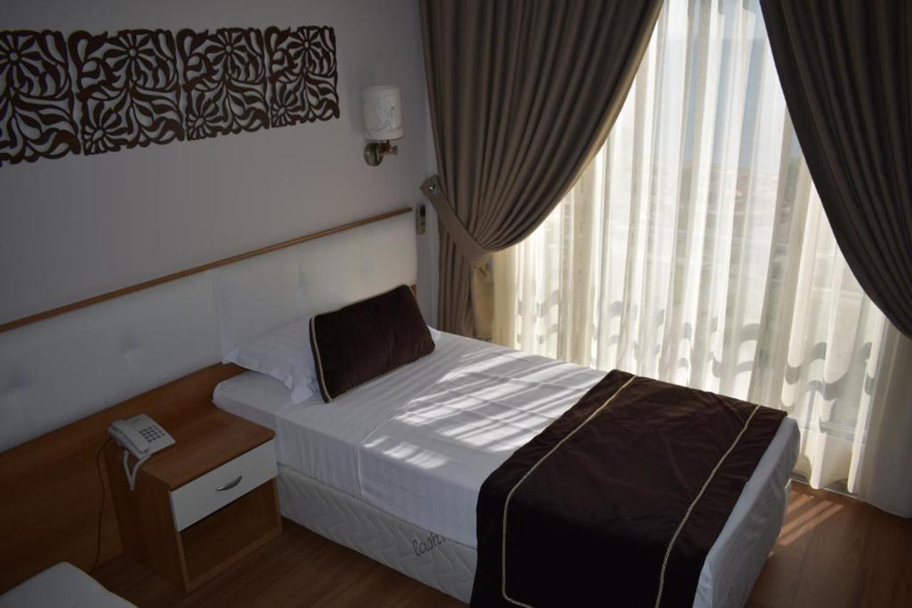 Hotel Arvi Durrës Eksteriør bilde
