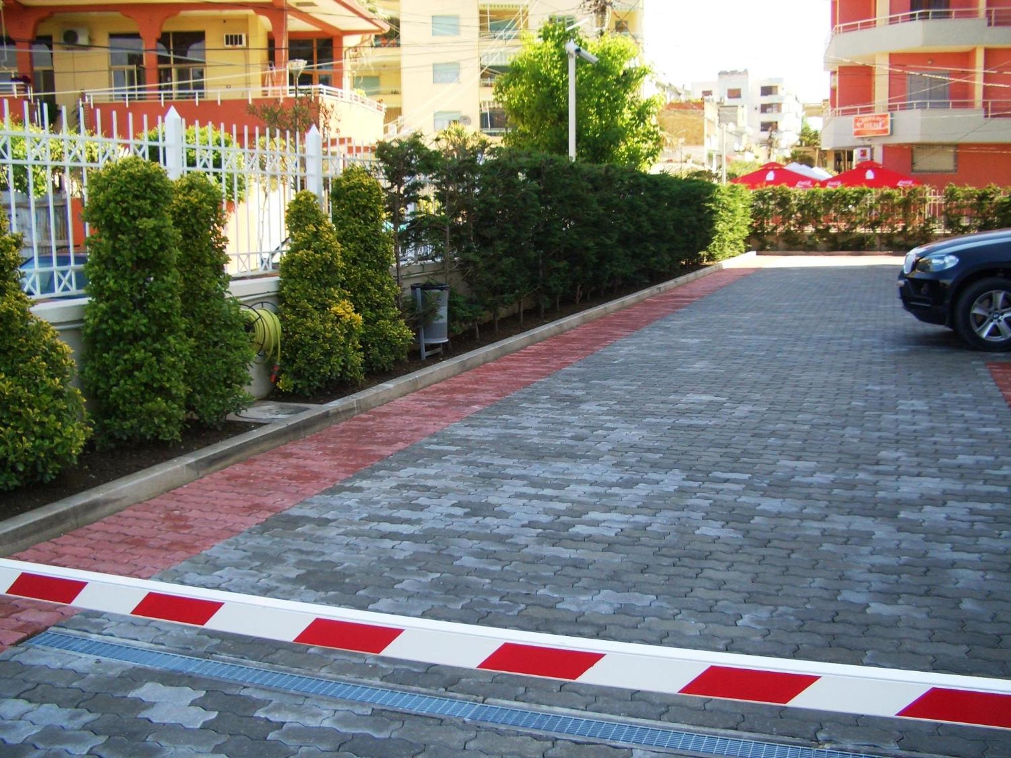 Hotel Arvi Durrës Eksteriør bilde