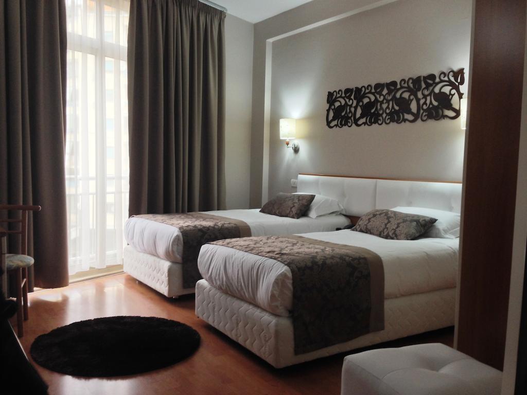 Hotel Arvi Durrës Eksteriør bilde