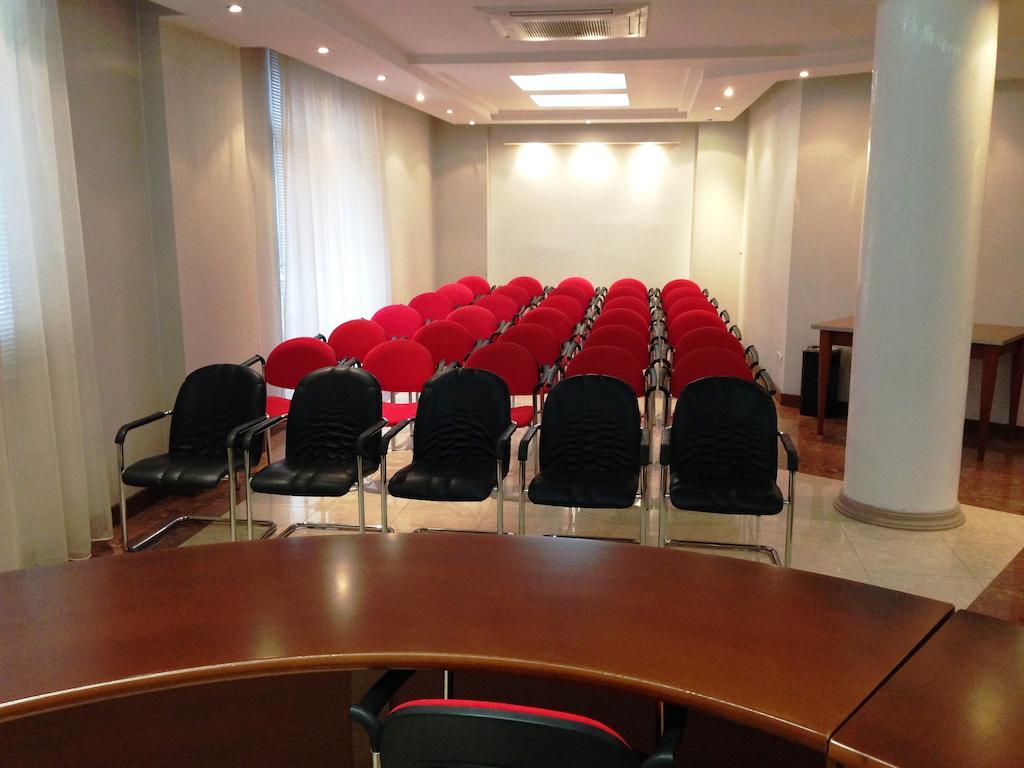 Hotel Arvi Durrës Eksteriør bilde