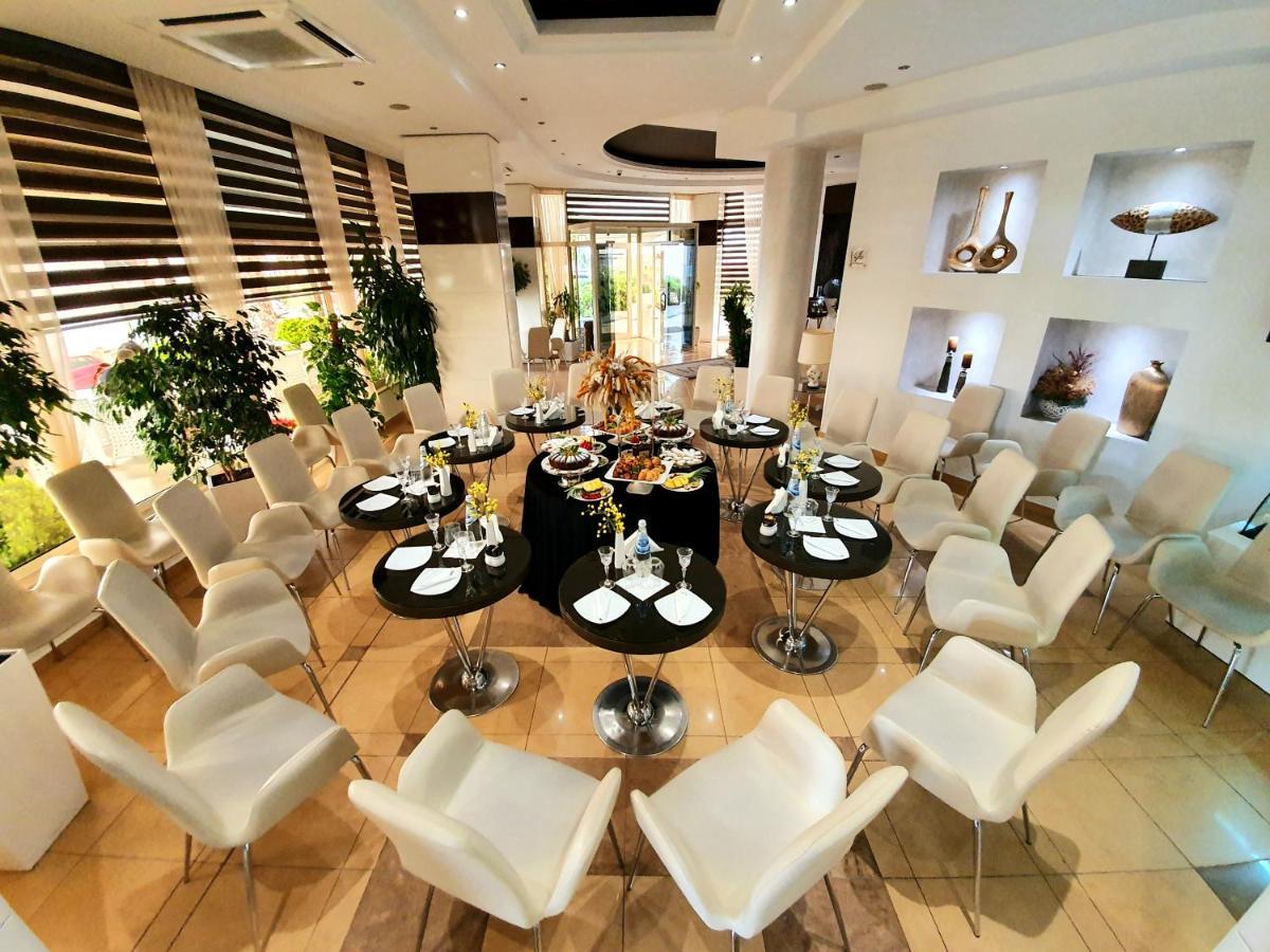 Hotel Arvi Durrës Eksteriør bilde